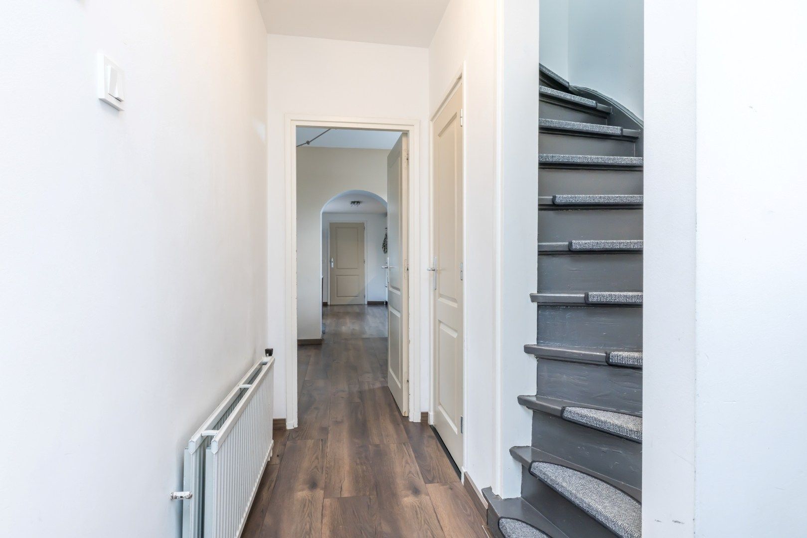 Fully Renovated Semi-Detached Home with Large Garden and Multifunctional Garden Room — 12