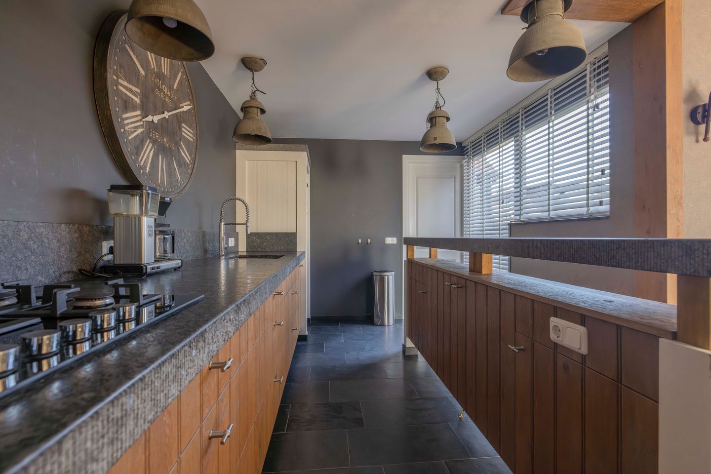Modern Move-in Ready Home with Sunny West-Facing Garden in Surhuisterveen — 18
