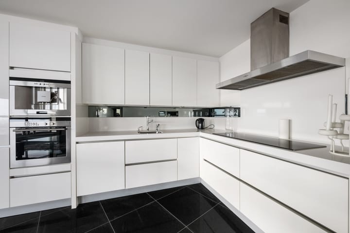 Photo 3 of Weena 301