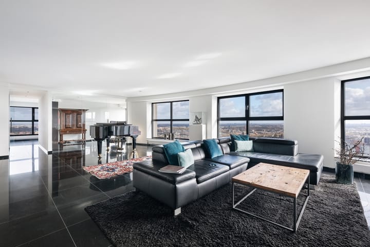 Photo 4 of Weena 301