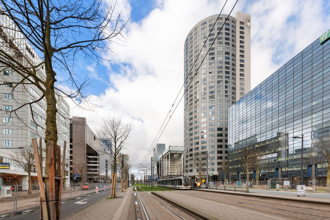 Photo 2 of Weena 301