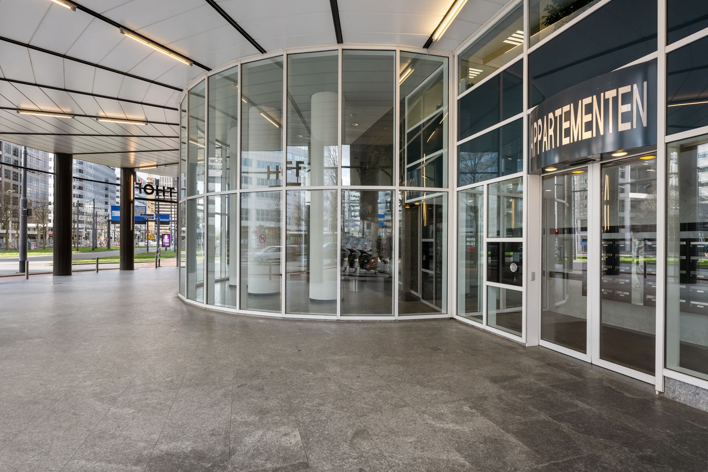 Photo 20 of Weena 301