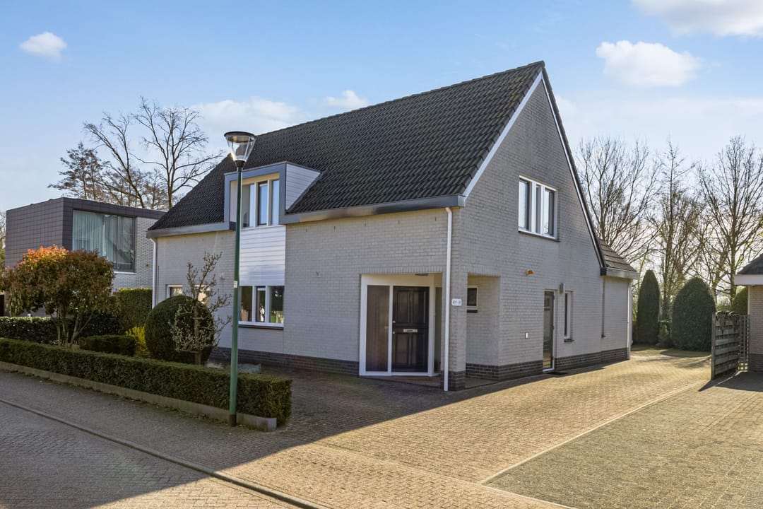 Photo 2 of Spikhorst 45-A