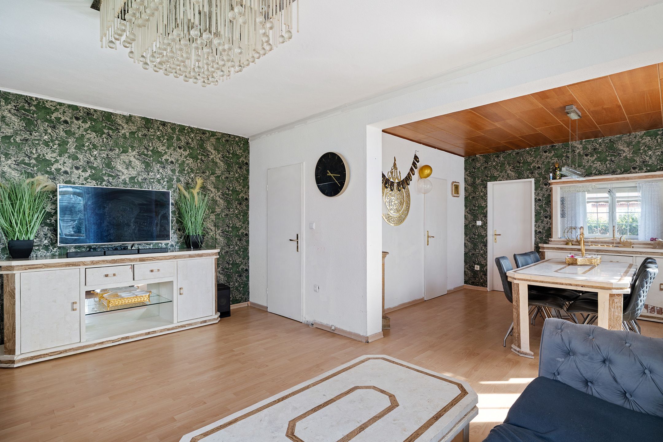 Rural former bridge keeper's house with spacious plot near the Dutch border — 14