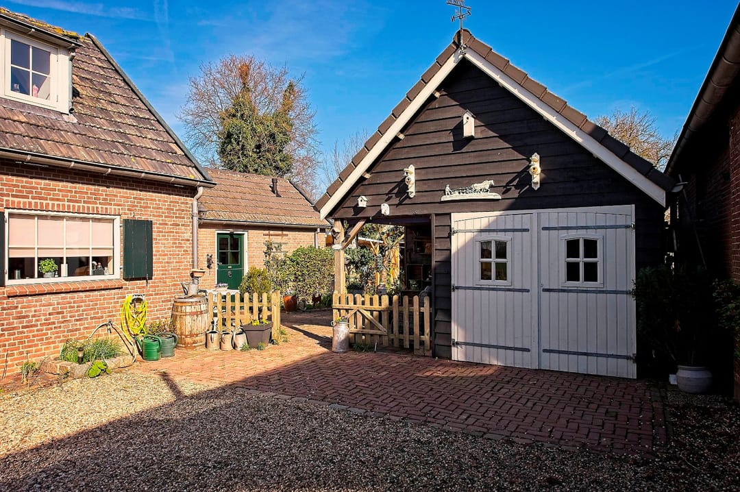 Detached Country Home with Garage and Large Garden in Bruchem — 12