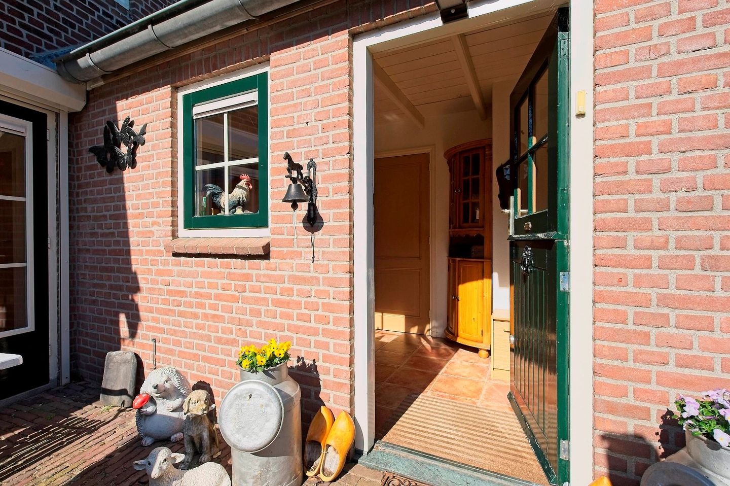 Detached Country Home with Garage and Large Garden in Bruchem — 24
