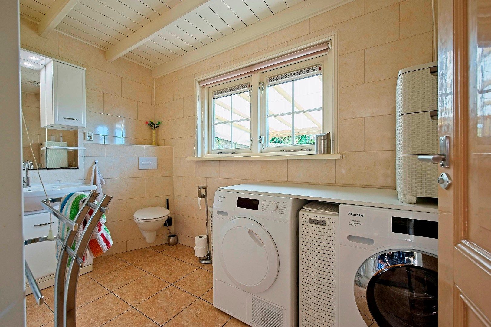 Detached Country Home with Garage and Large Garden in Bruchem — 29