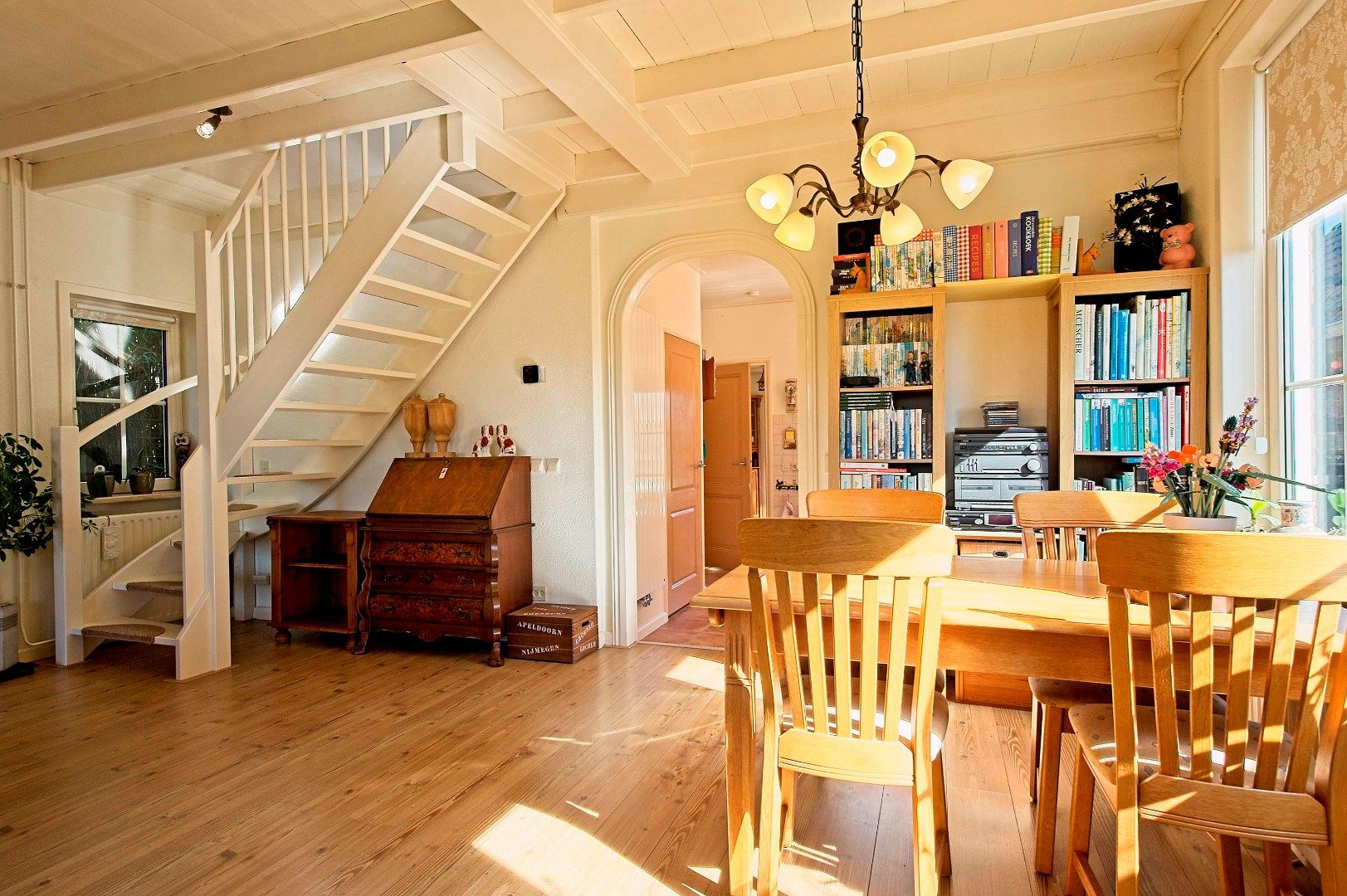 Detached Country Home with Garage and Large Garden in Bruchem — 41