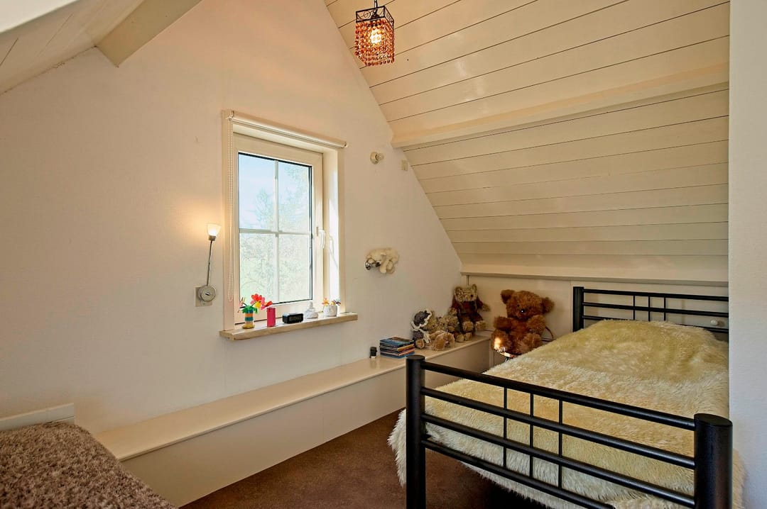 Detached Country Home with Garage and Large Garden in Bruchem — 46
