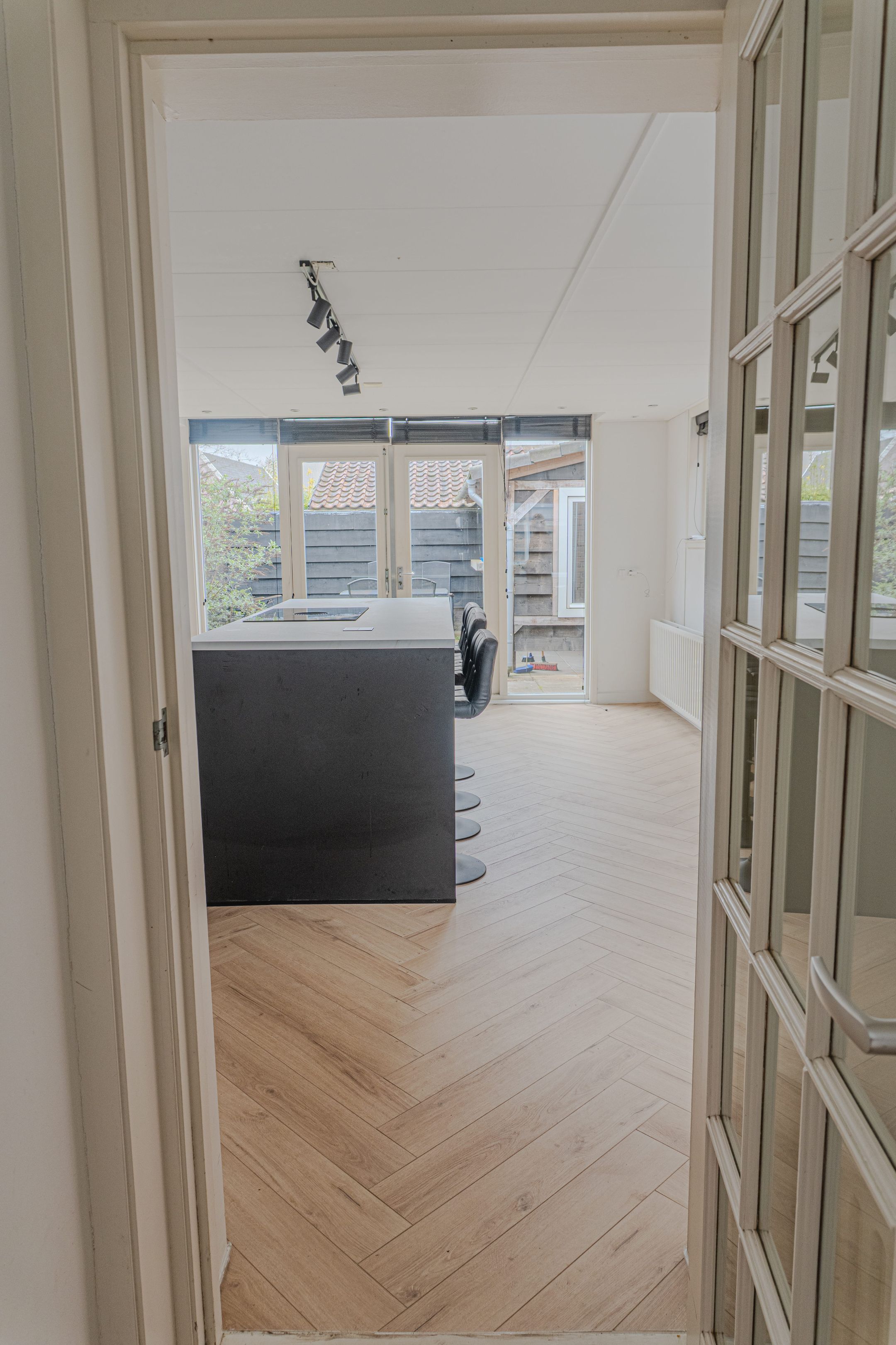 Spacious semi-detached home with new kitchen in Wolphaartsdijk — 18