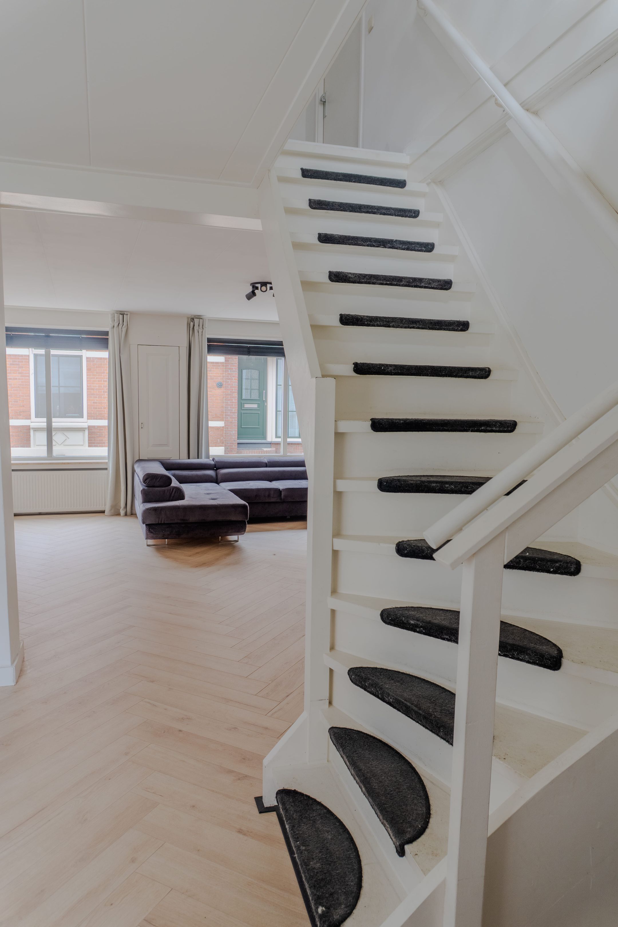 Spacious semi-detached home with new kitchen in Wolphaartsdijk — 12