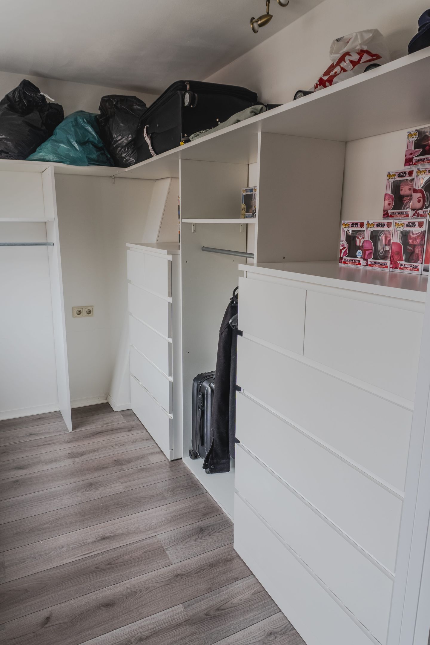 Spacious semi-detached home with new kitchen in Wolphaartsdijk — 35