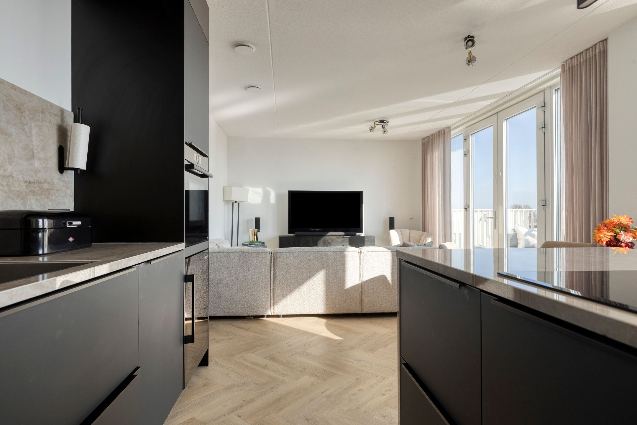 Foto 15 van Zuideinde 82-C