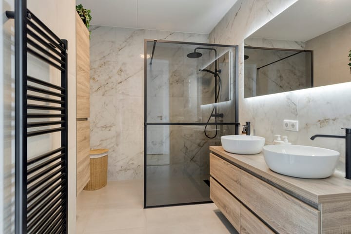 Photo 2 of Zuideinde 82-C