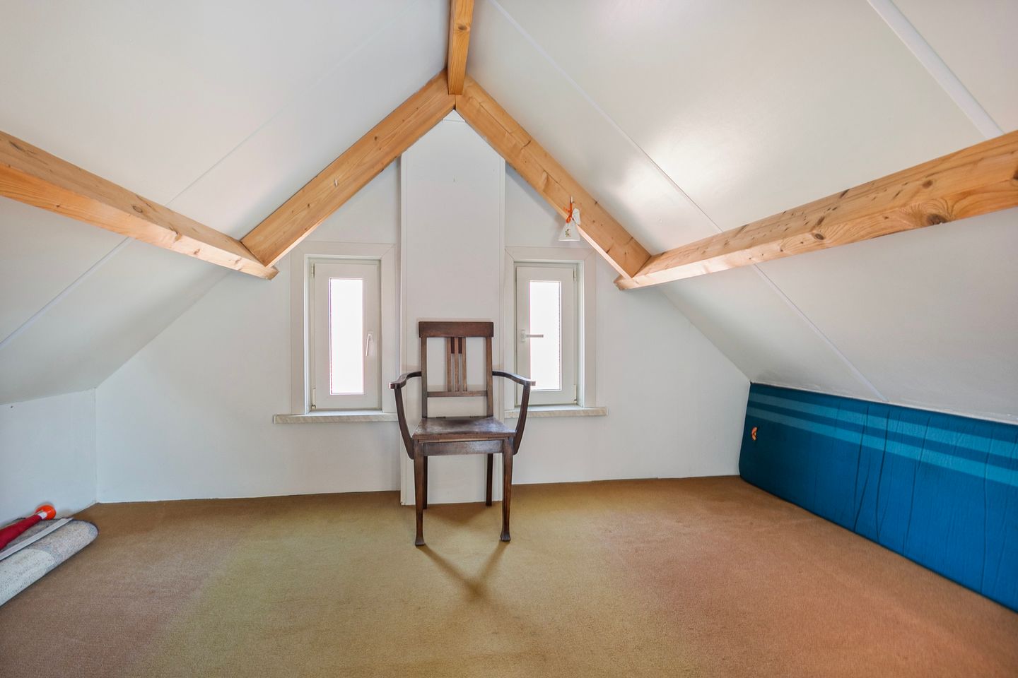 Characterful detached home with ground floor bedroom in scenic Groede — 19