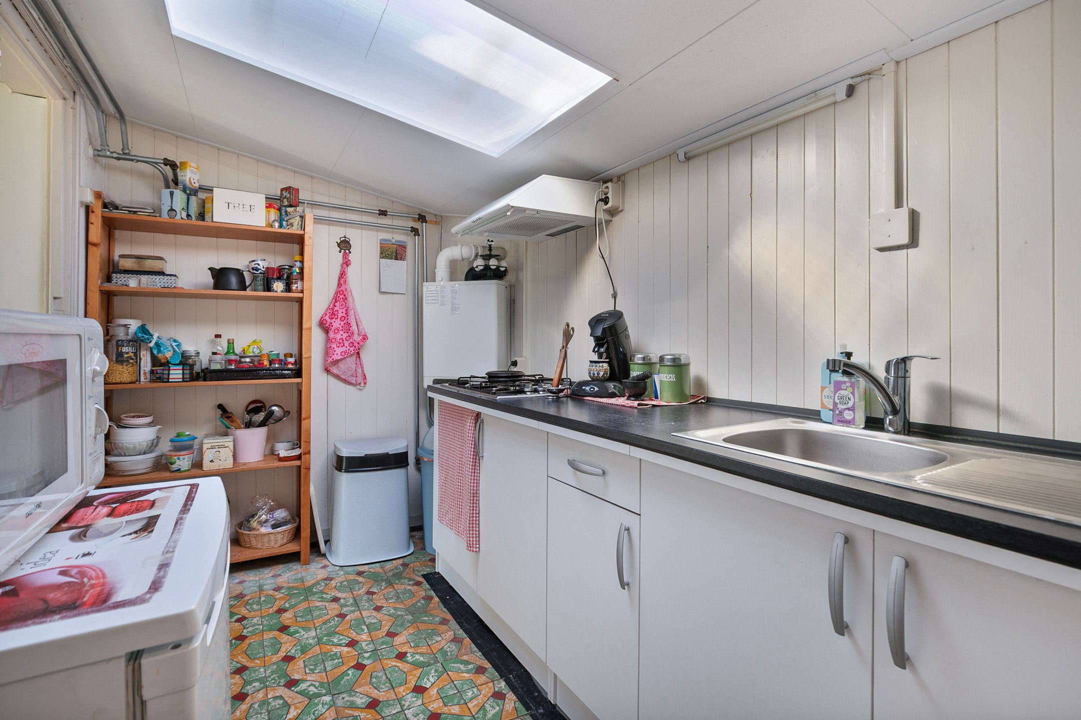 Characterful detached home with ground floor bedroom in scenic Groede — 12