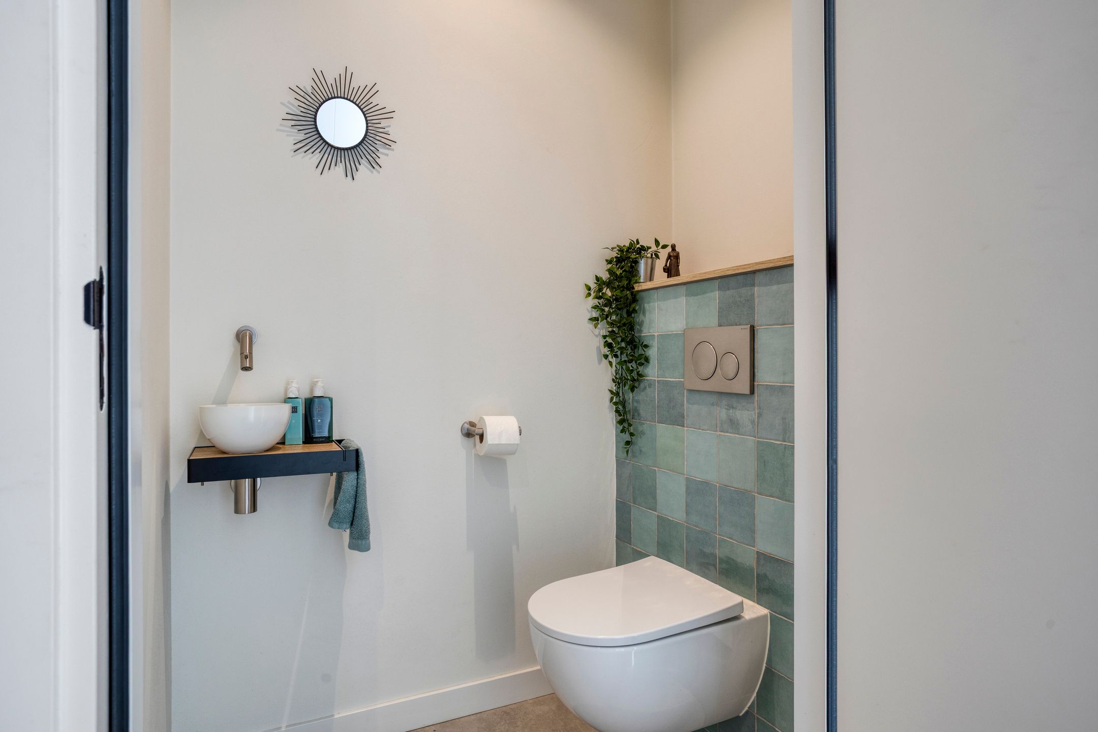 Foto 15 van Poelakkerweg 8