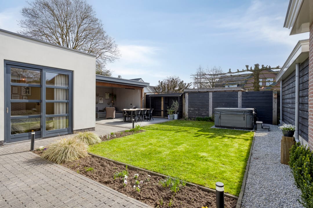 Foto 47 van Poelakkerweg 8