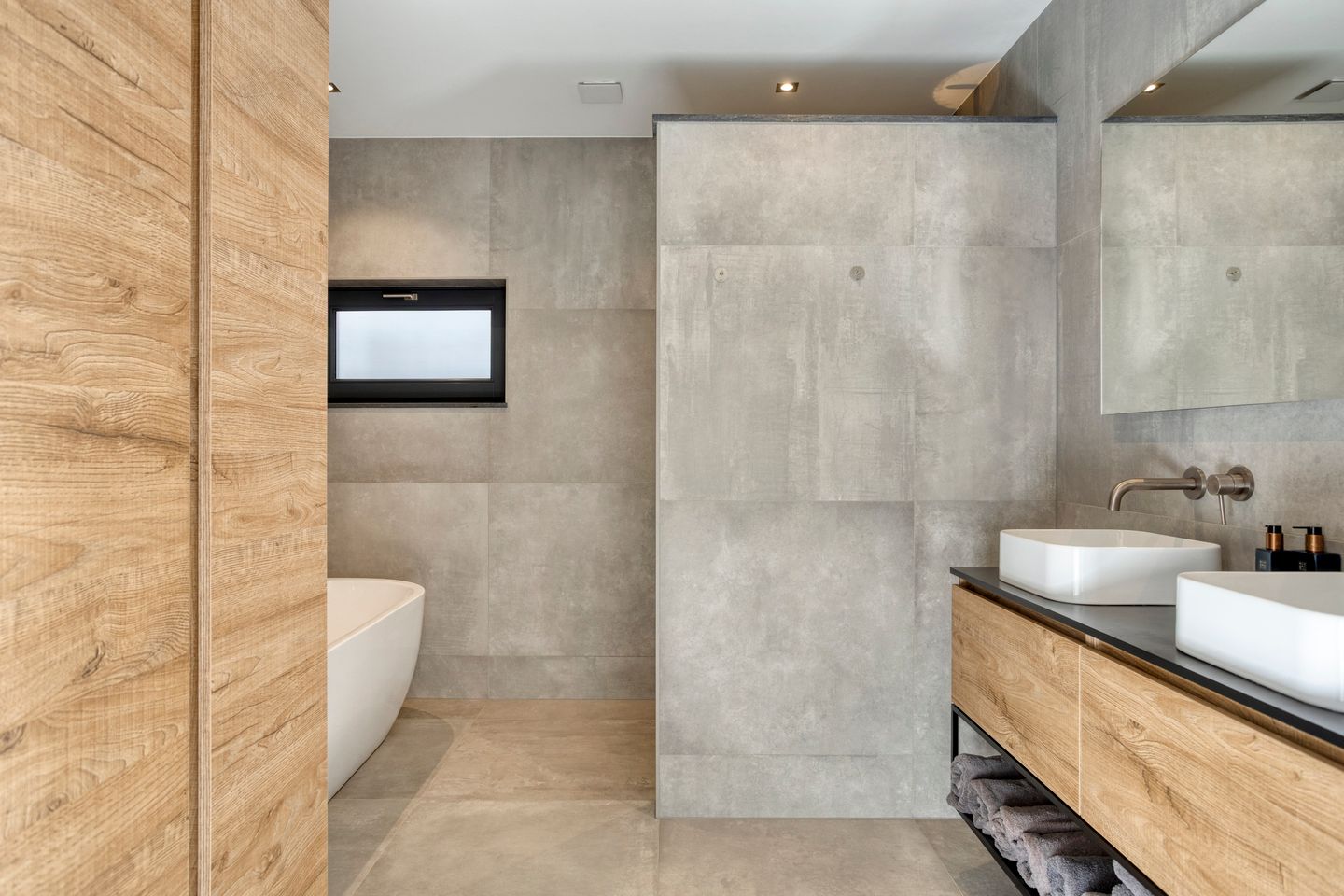 Foto 35 van Poelakkerweg 8