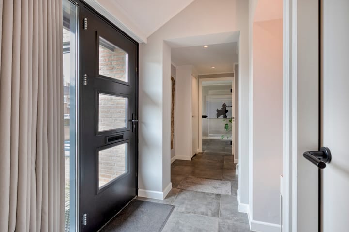 Foto 5 van Omstraat 42