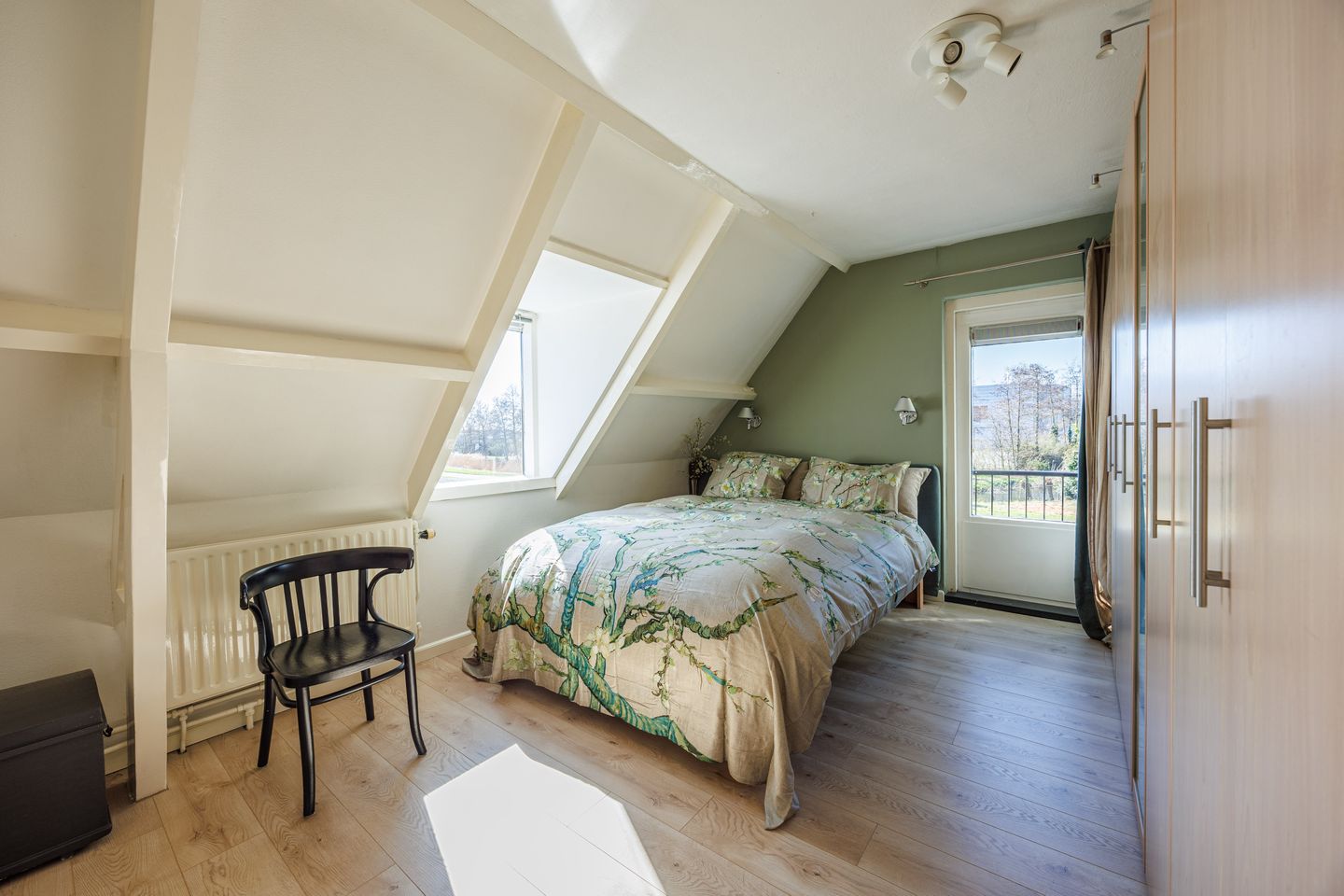Unique Detached Waterfront Home with Apartment in Rijswijk Buiten — 44