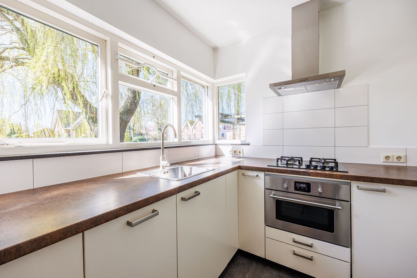 Unique Detached Waterfront Home with Apartment in Rijswijk Buiten — 68
