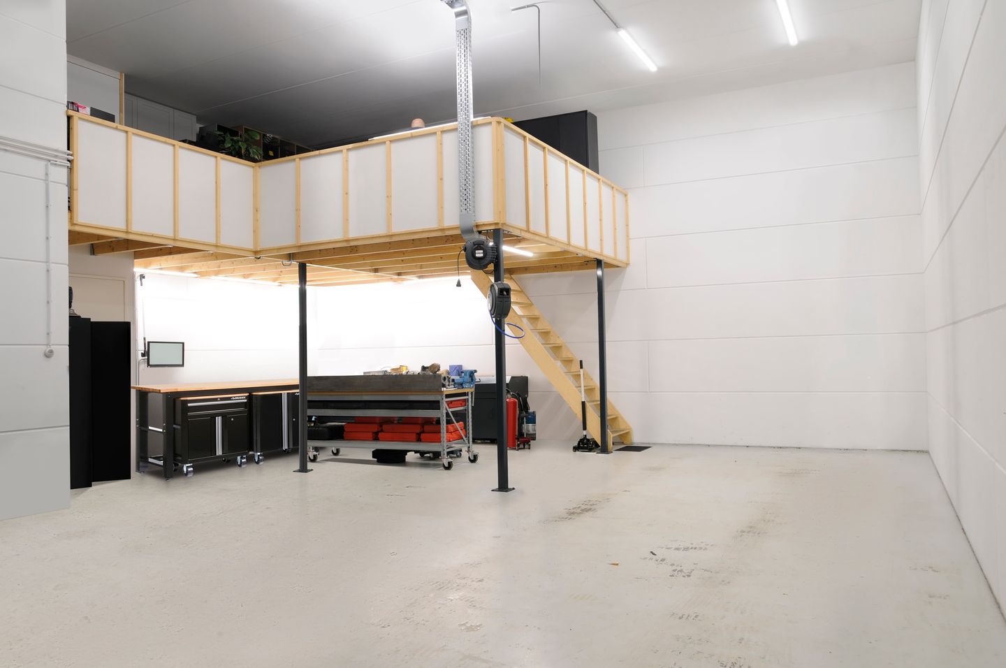 View photo 4 of Zuidergracht 21-02B