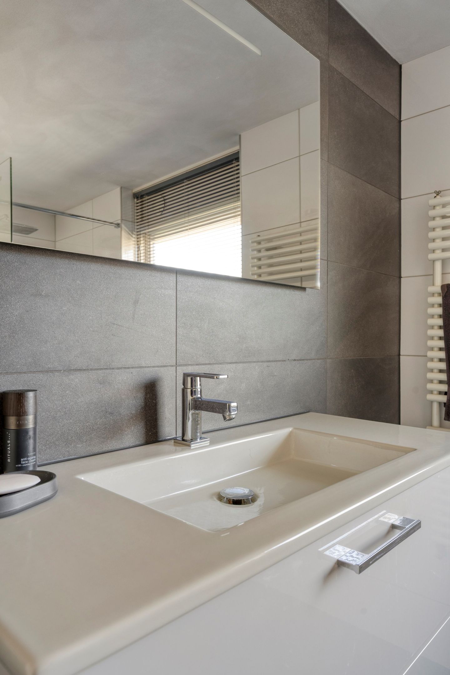 Foto 27 van Clematisstraat 1