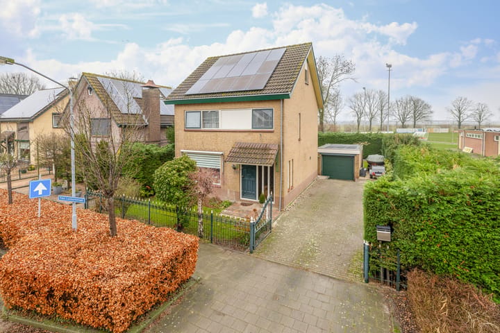 Pastoor Lombartsstraat 24