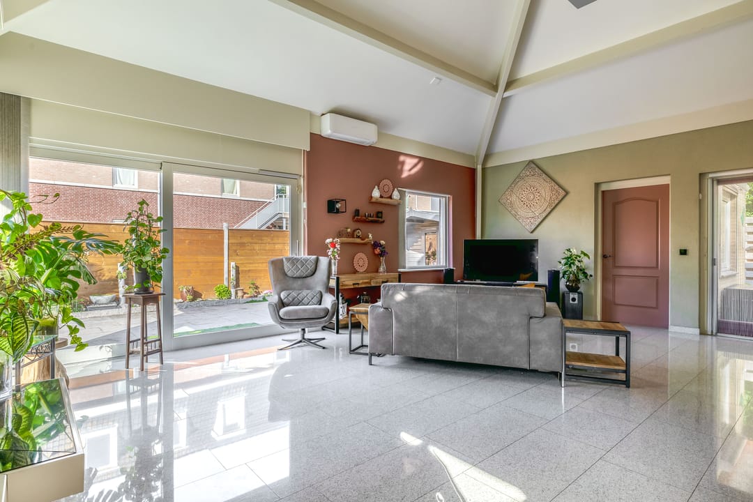 Foto 11 van Schokkerstraat 39