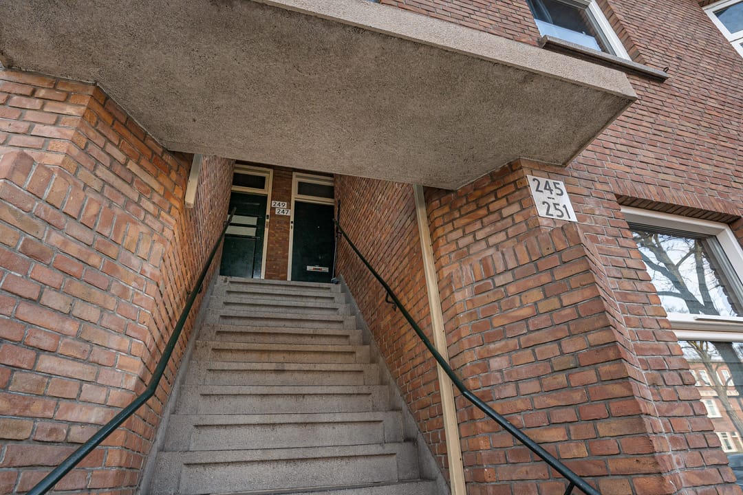 Foto 8 van Van Musschenbroekstraat 245