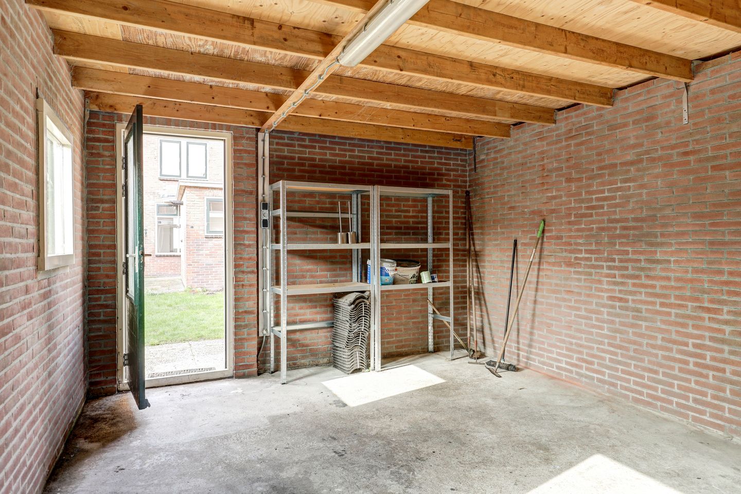 Foto 25 van Broekerhavenweg 205