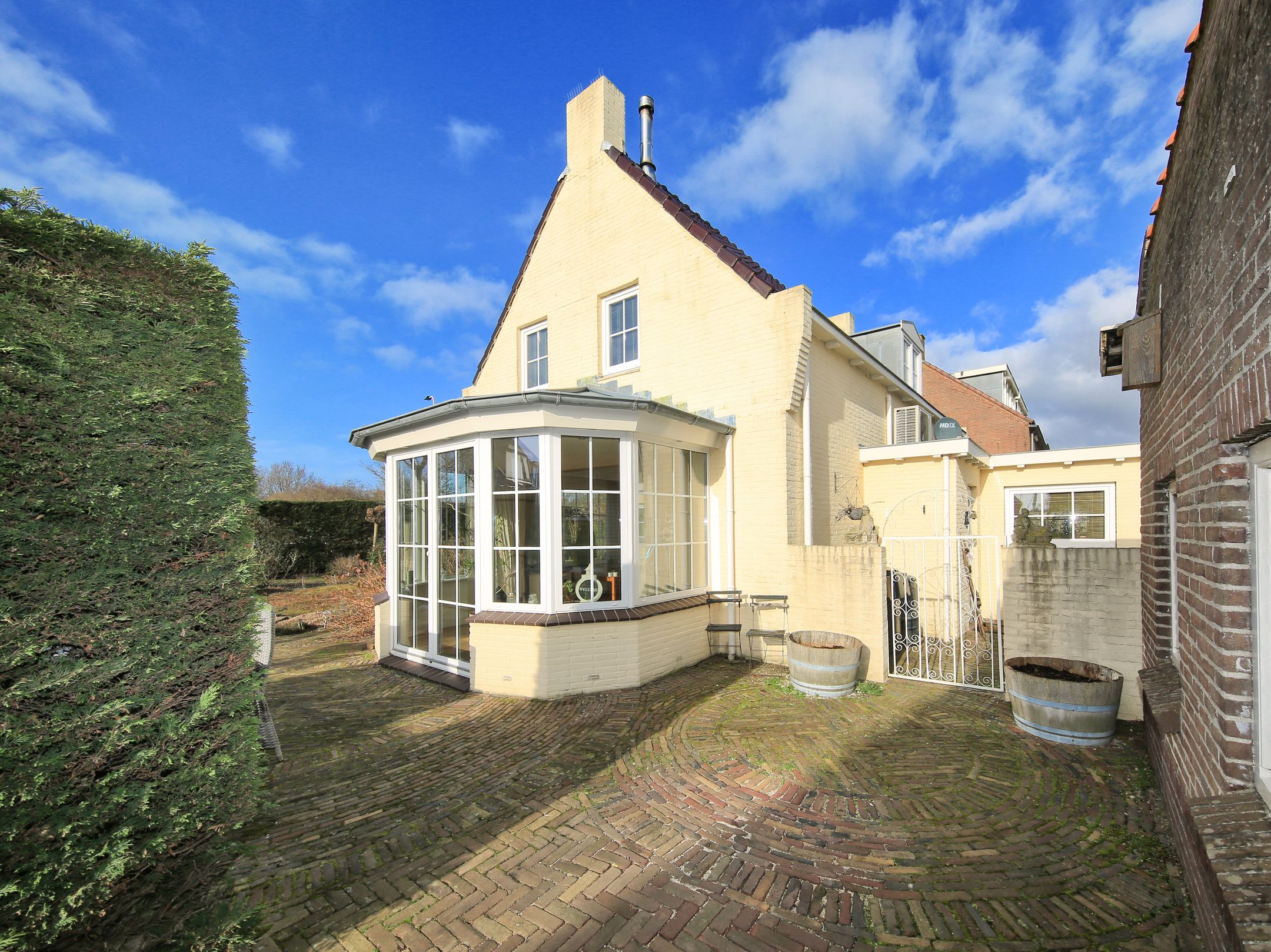 Unique property with guest house and former bulb shed in De Zilk — 46