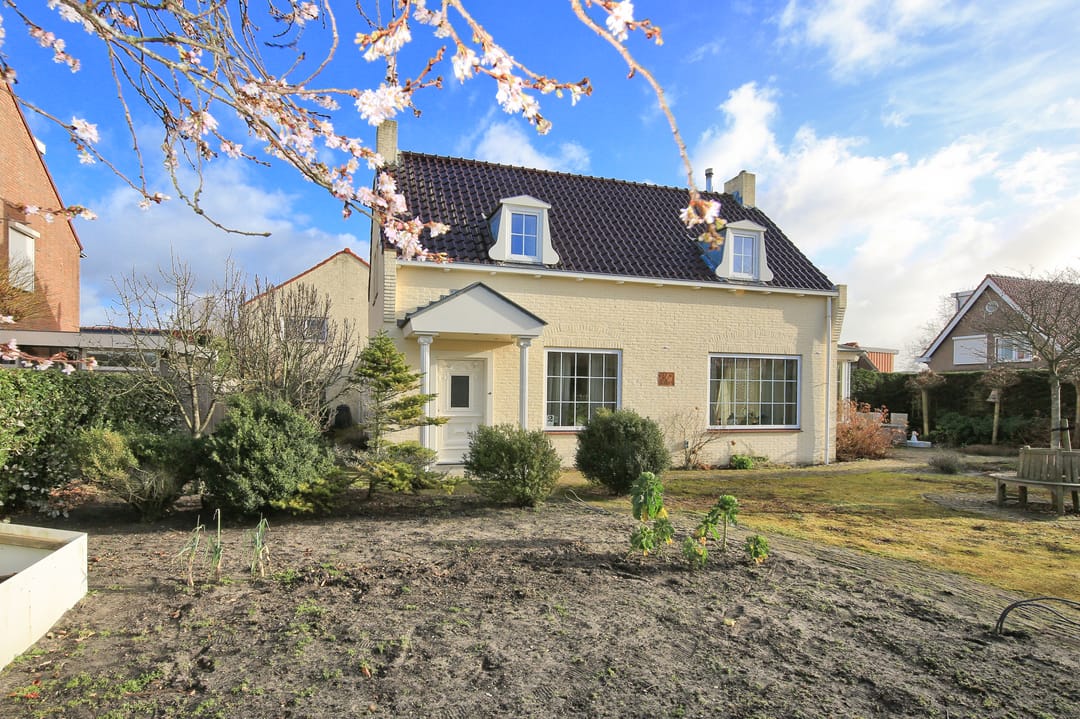 Unique property with guest house and former bulb shed in De Zilk — 47