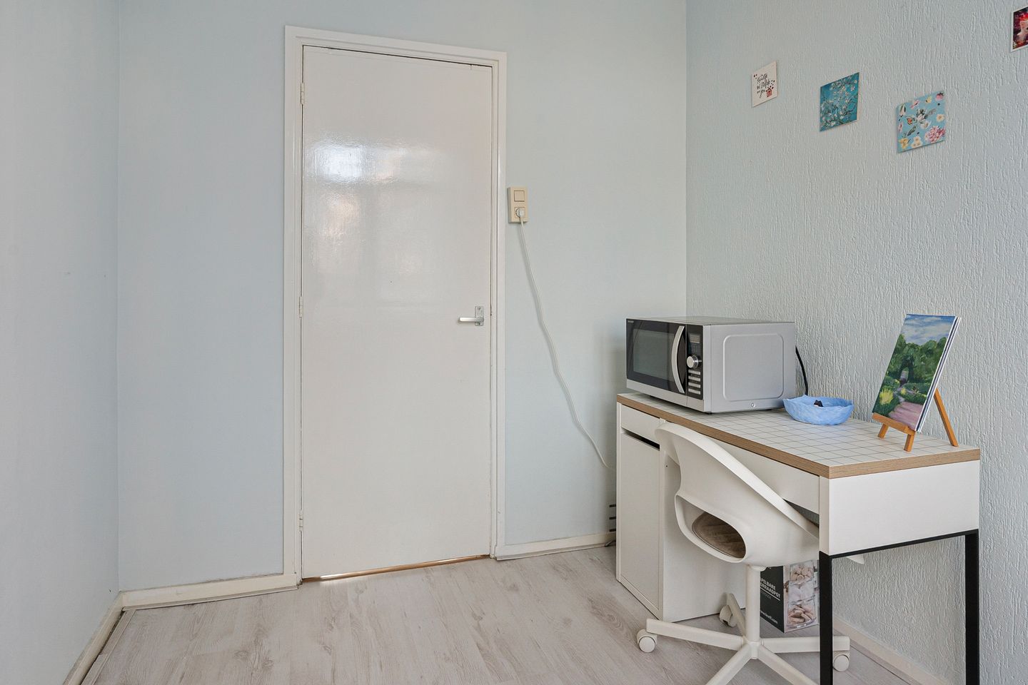 Spacious 3-room apartment with two balconies in Rotterdam Oud Mathenesse — 16