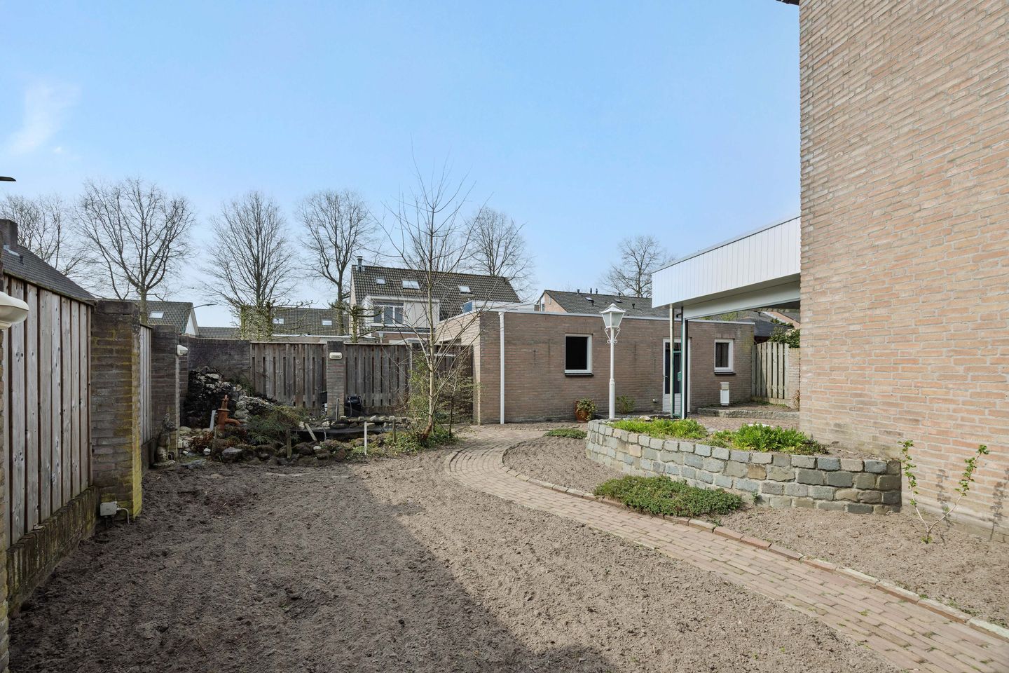Corner Semi-Detached House with Garage and Garden in Heesch — 34