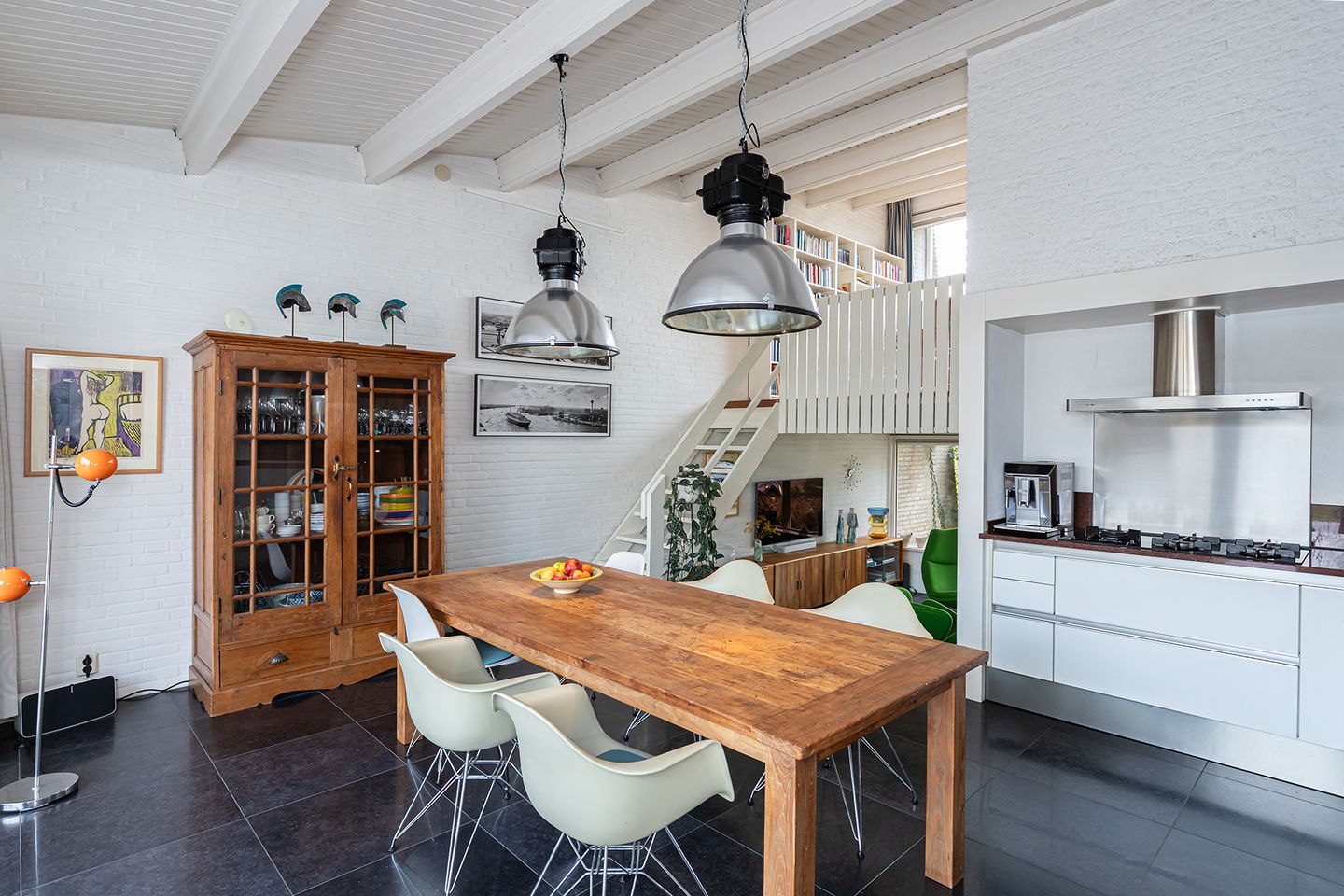 Architect-Designed Semi-Detached Bungalow with Sustainable Features in Streefkerk — 14