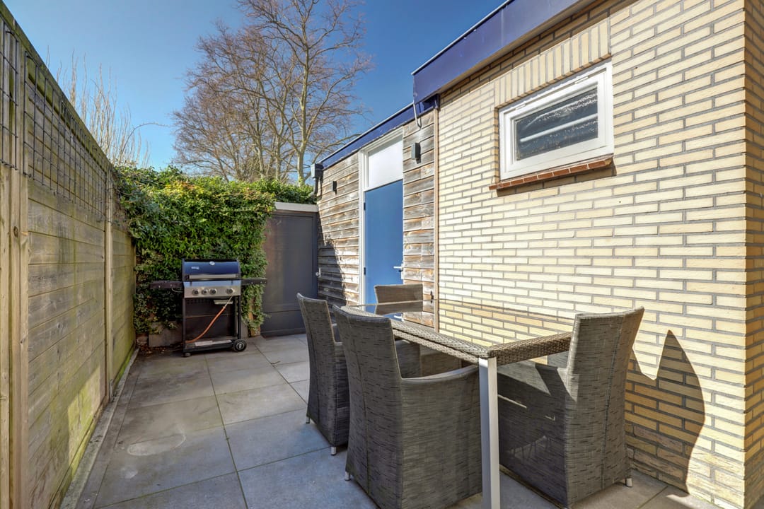 Photo 23 of Bloemenstraat 22