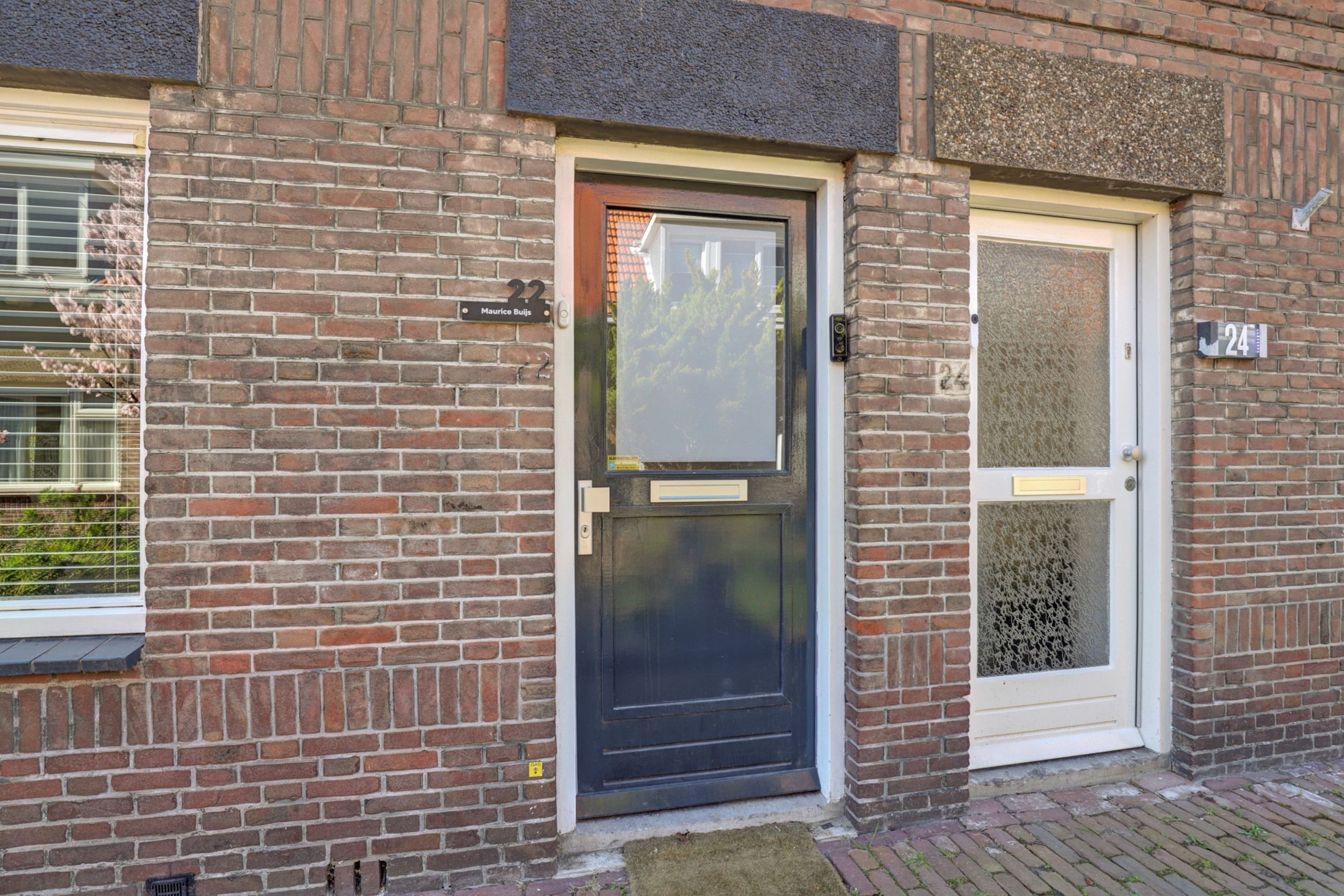 Photo 6 of Bloemenstraat 22