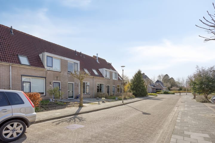 Photo 5 of Kamille 29