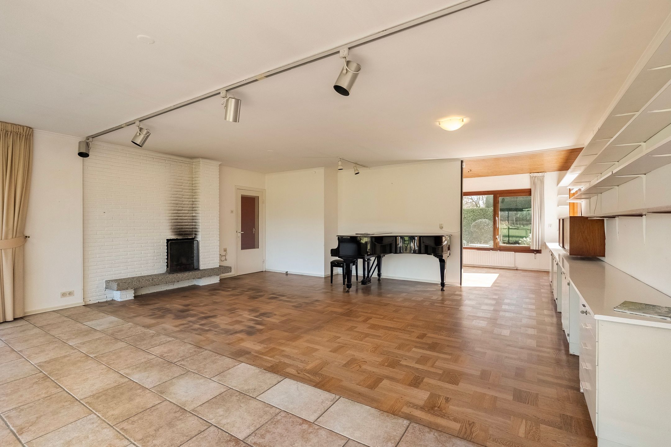 Photo 15 of van Hogendorplaan 5