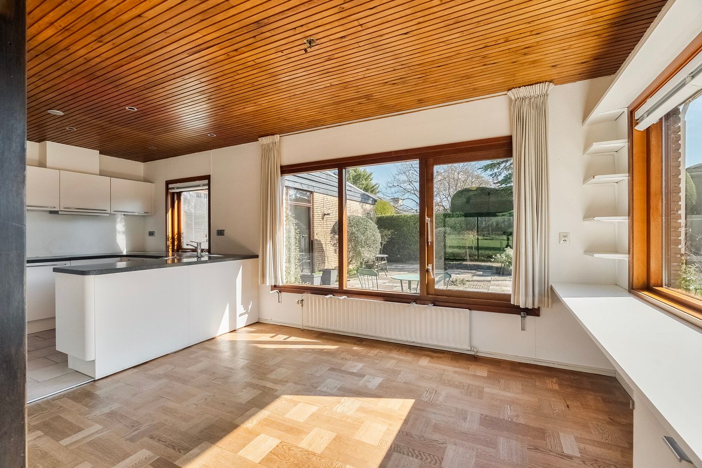 Photo 20 of van Hogendorplaan 5