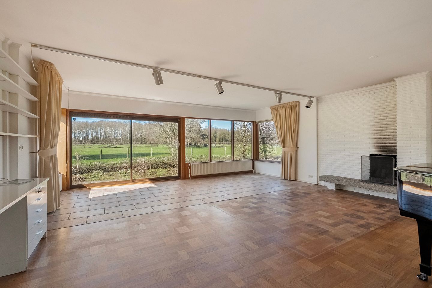 Photo 14 of van Hogendorplaan 5