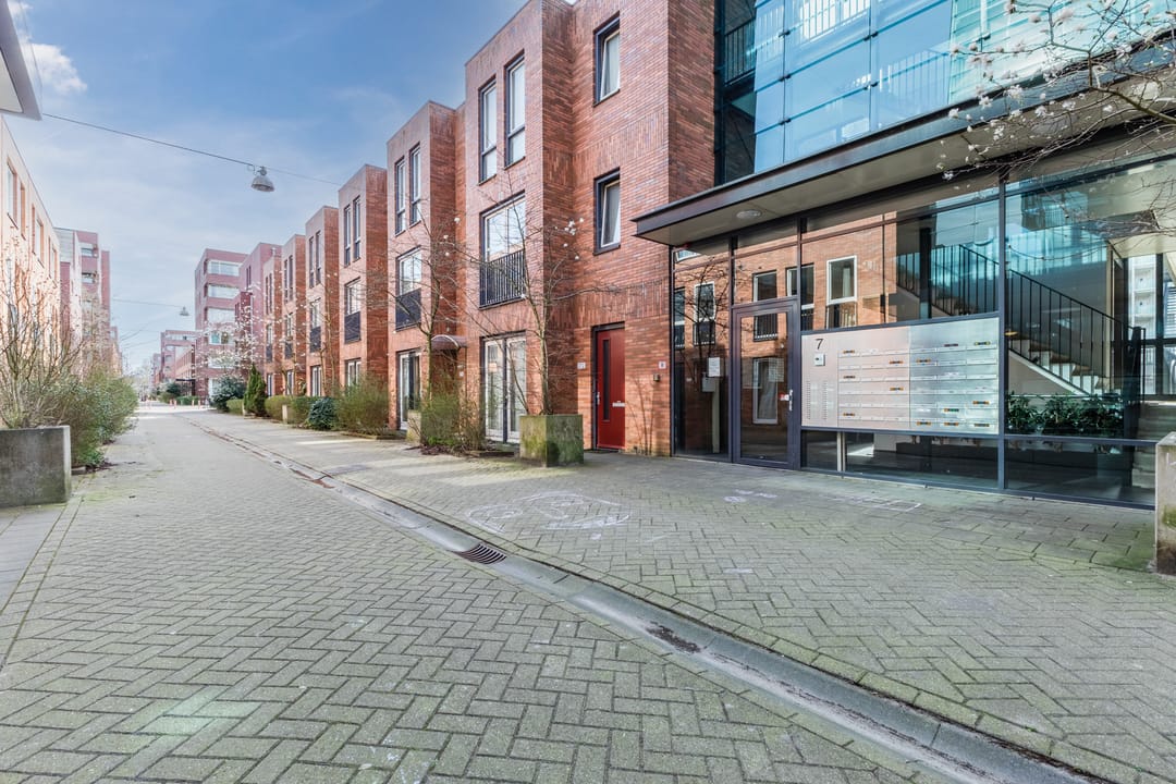 Foto 38 van Johan Hofmanstraat 328