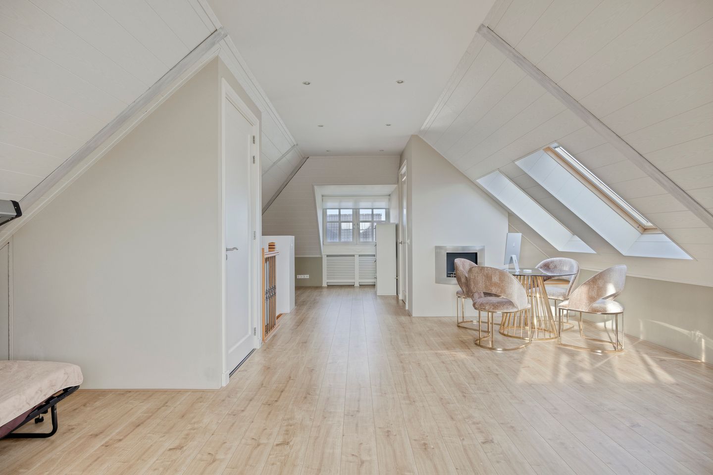 Foto 34 van Korona 4