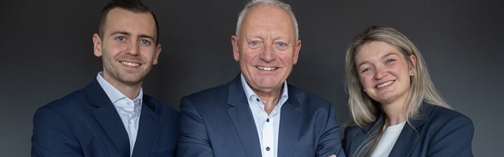 office-banner