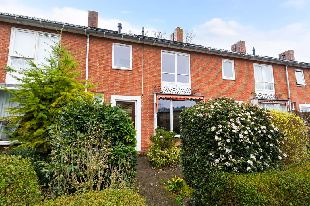Charming terraced home in popular Componistenwijk — 31
