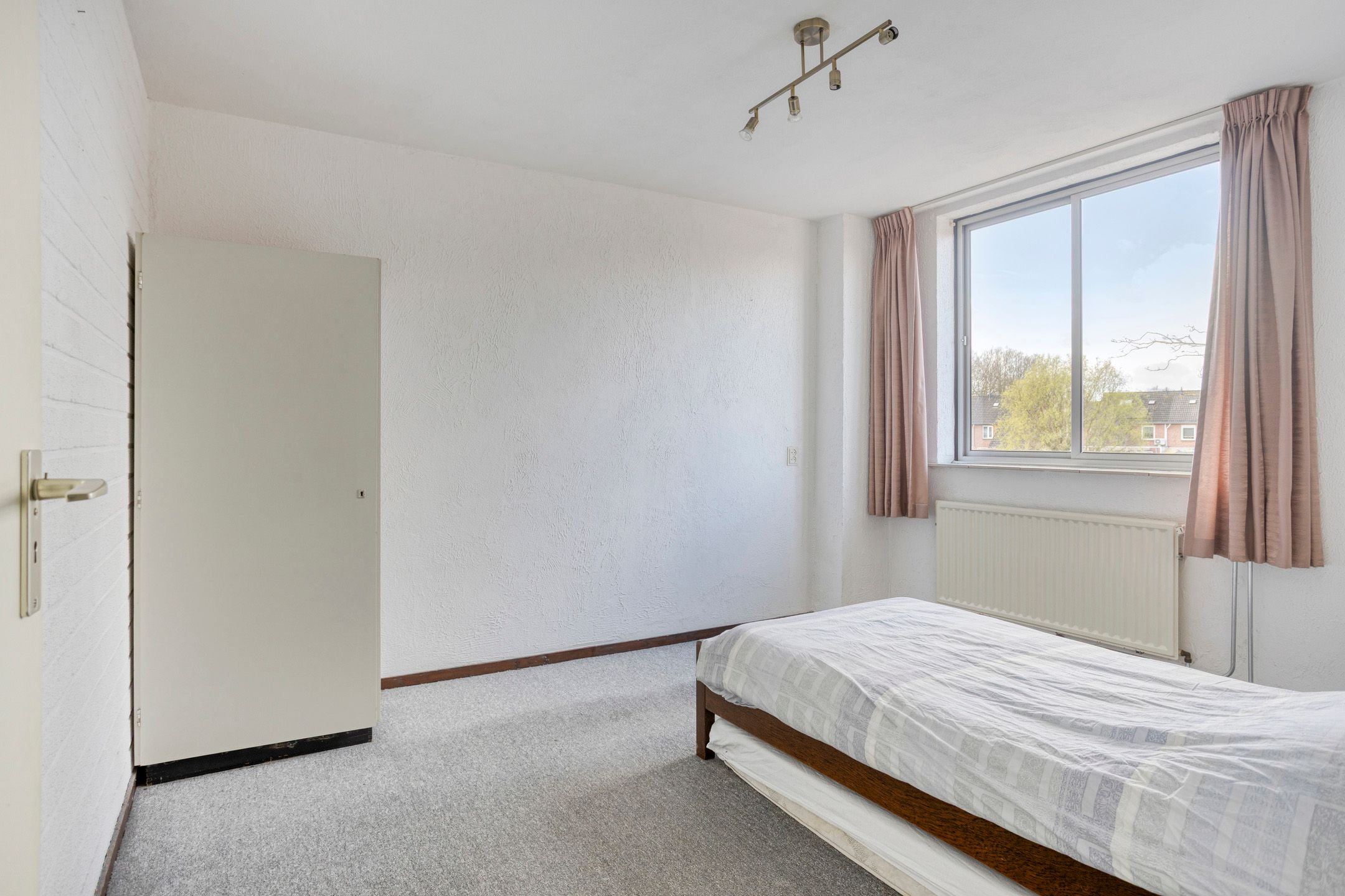 Foto 30 van Rozenhof 15