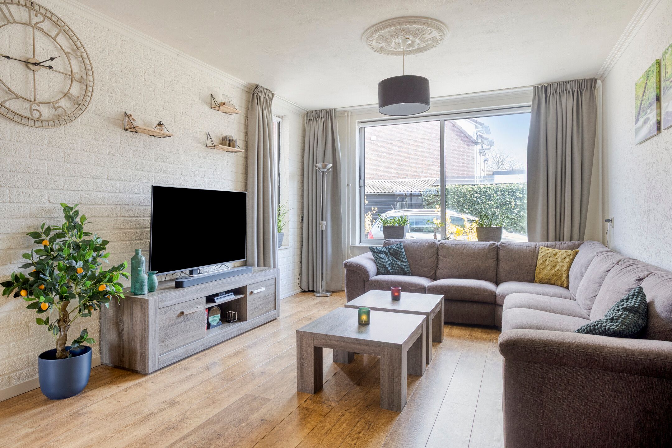 Foto 9 van Rozenhof 15