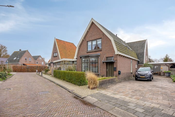 Foto 2 van Burg. Burgerstraat 5